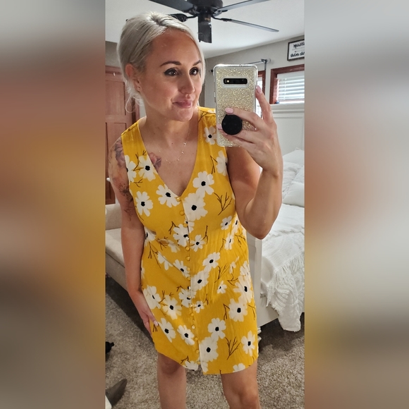 Madewell Button-Front Midi Dress in Ikat Floral size medium - Picture 2 of 7